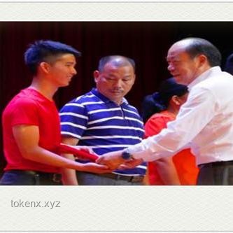 48岁高龄产妇生子 家庭代际关系新挑战