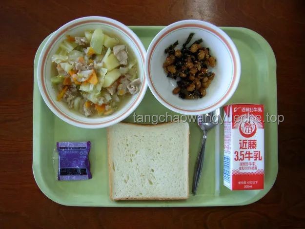 日本学校午餐减少米饭供应问题解决方案
